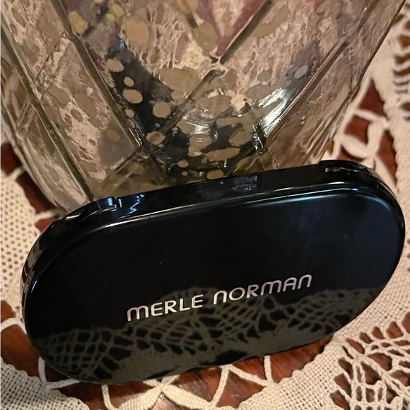 Merle Norman Eye Shadow Mirror Compact Trio; Ice, Rosewater, Silver Dollar; New - Picture 3 of 11